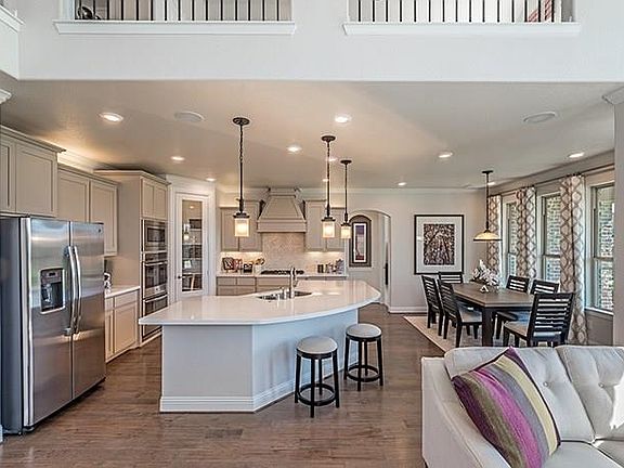 5th image of 10309 Bloom Dr