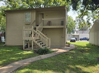 740 New York St, Lawrence, KS 66044