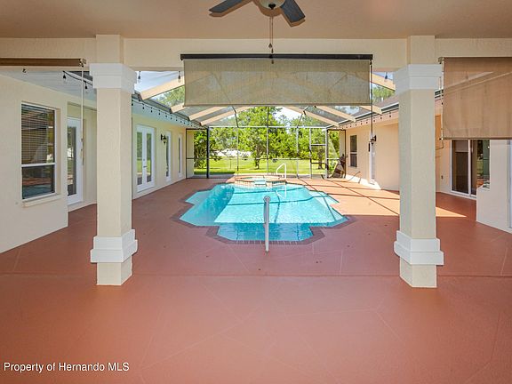 2nd image of 3427 Misty View Dr