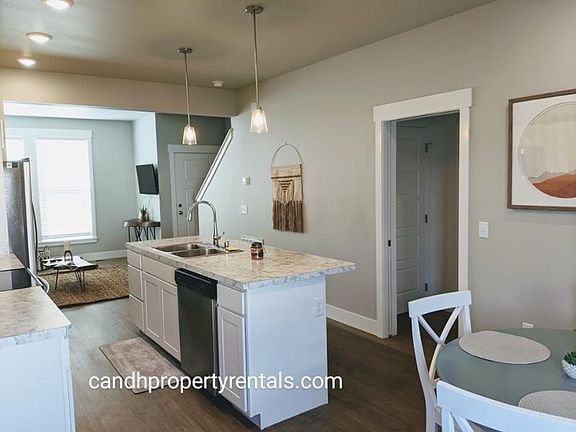 3rd image of 6157 Farmstead Ave