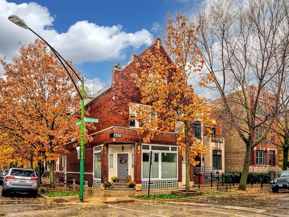2028 N Hoyne - Exterior View
