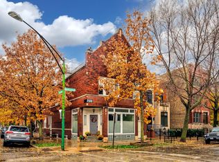 2028 N Hoyne Ave #2F, Chicago, IL 60647