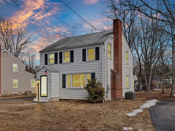 42 Mohegan Drive, West Hartford, CT 06117