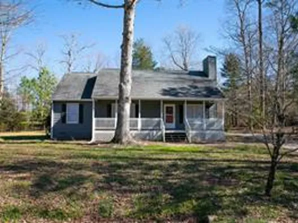 2911 Richard Pace S, Williamsburg, VA 23185