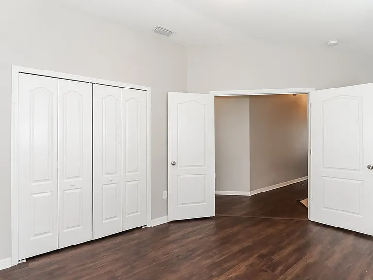 7334 Lumber Port Dr — Photo 15