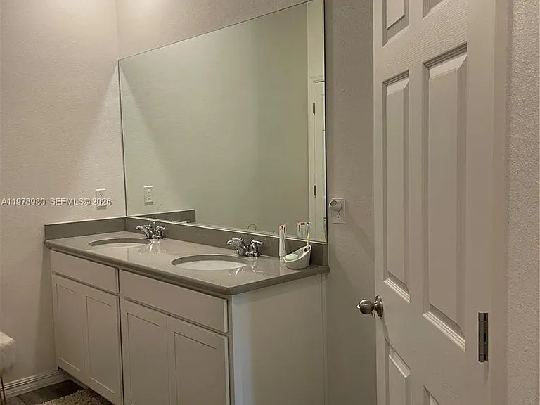 6157 NW Gatun Dr — Photo 3