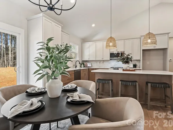 2307 Lee Lawing Rd, Lincolnton, NC 28092