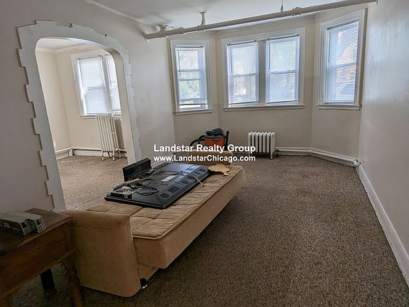 2nd image of 1800 W Farwell Ave APT G