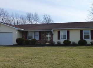 5607 London Dr, Austintown, OH 44515