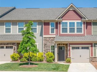 407 Park Meadows Dr, Matthews, NC 28104