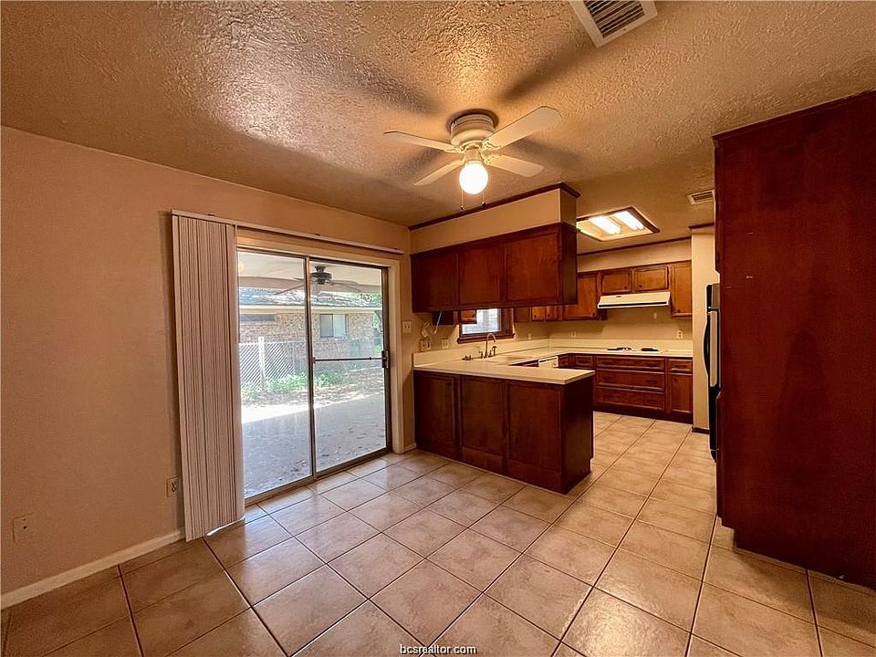1st image of 3105 Bluestem Dr #3105