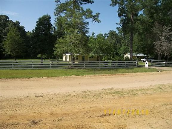 3rd image of 193 Beechcreek Wood