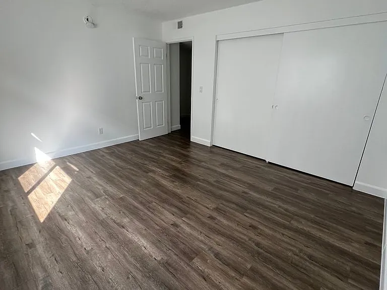 3101 Eagle Rock Blvd — Photo 23