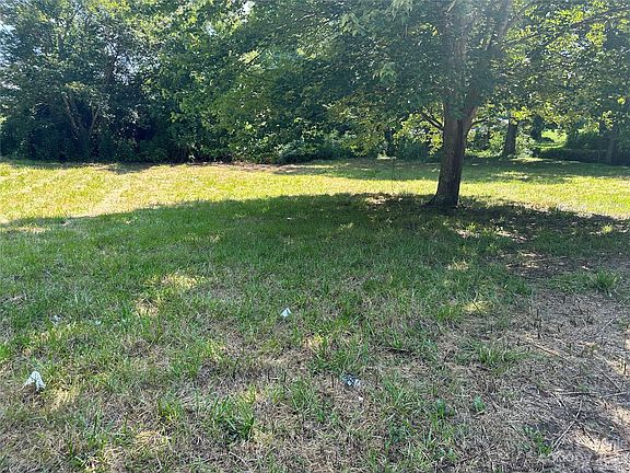 5th image of 2650 Wilkesboro Blvd
