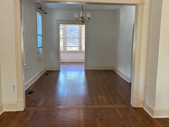 3rd image of 3533 W Pl NW