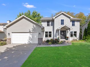 503 Lake Shore Dr, Bloomington, IL