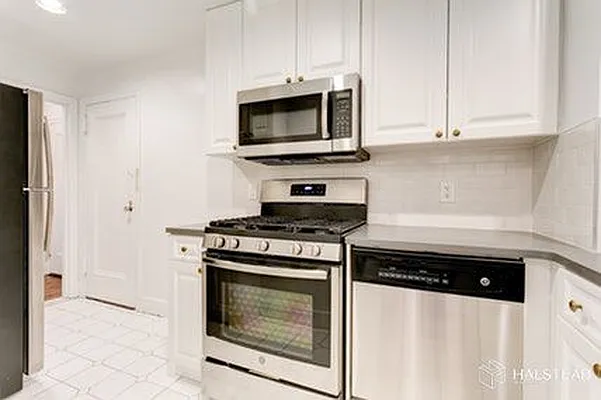 Rented by Halstead Real Estate | media 18