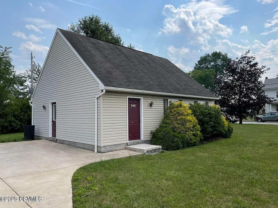 945 Buffalo Rd