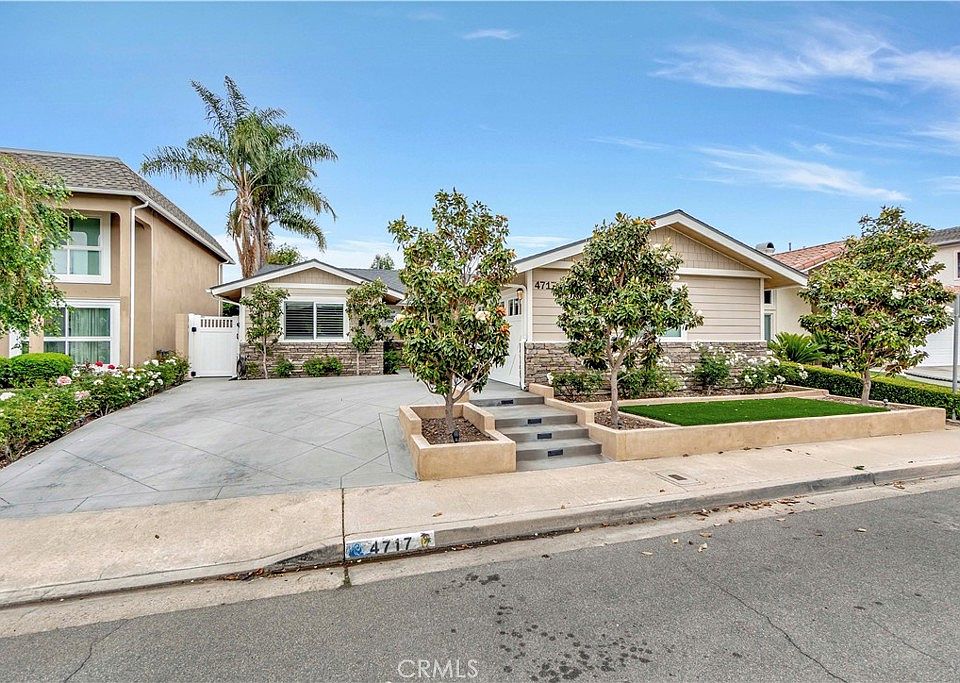 4717 Candleberry Ave Seal Beach Ca 90740 Zillow 5745