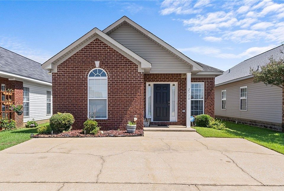 1st image of 2320 Starlight Dr