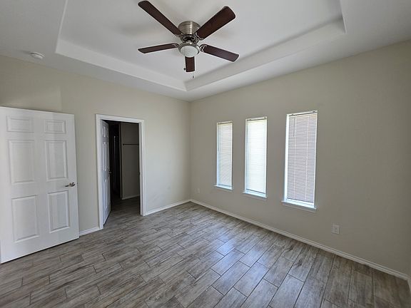 5th image of 5005 N Hiawatha Dr #1