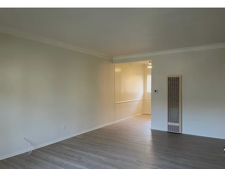 12062 Moorpark St #6 — Photo 4