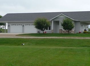 2833 N Hoover Ave, Gladwin, MI 48624