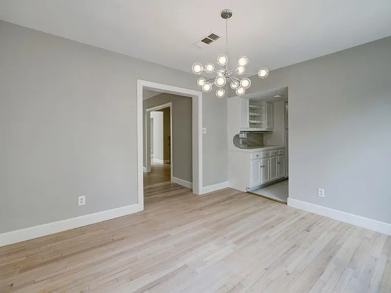 3605 Plumb St — Photo 7