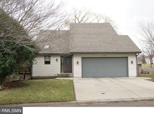 110150 Stanford Cir, Chaska, MN 55318