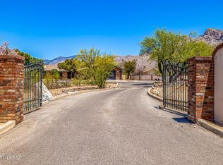 9840 N Desert Sky Rd, Tucson, AZ 85737