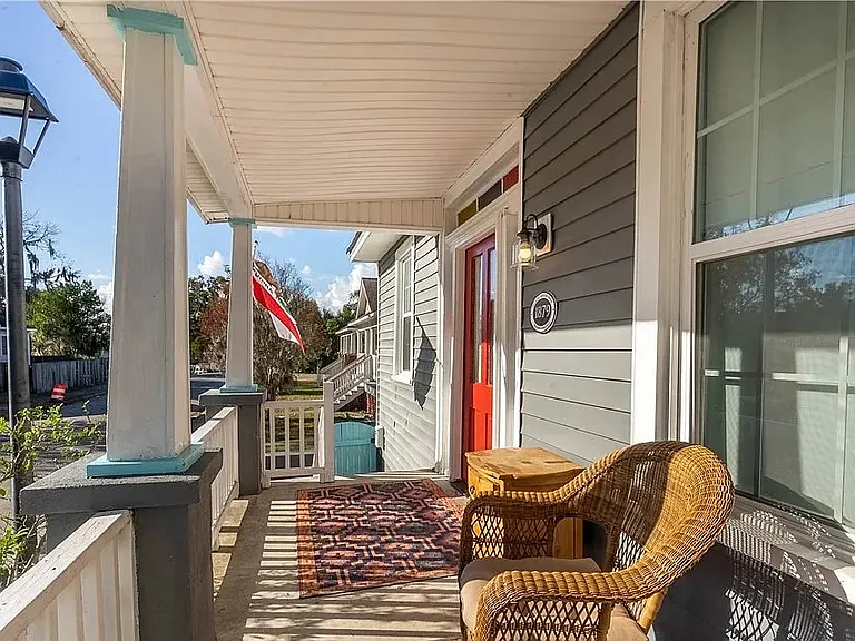 634 W 32nd St — Photo 12