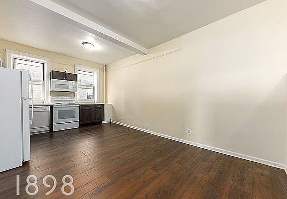 2nd image of 217 Haven Ave #5B2