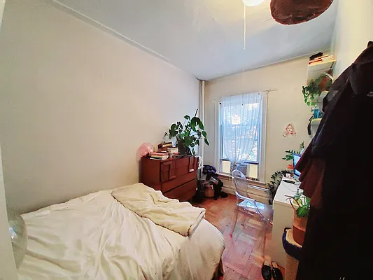 Rented by Brooklyn Group | media 14