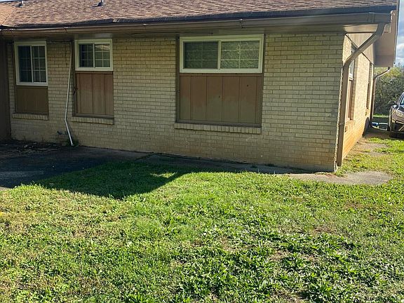 3rd image of 3971 Teakwood Dr