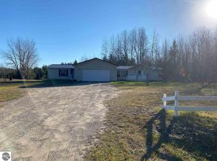 17889 Springdale Rd, Thompsonville, MI 49683