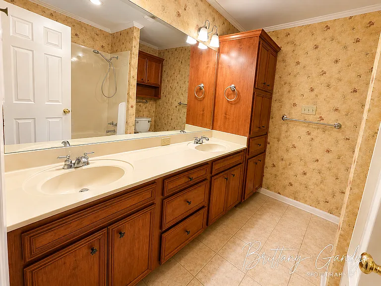 6037 Braeburn Ct — Photo 15