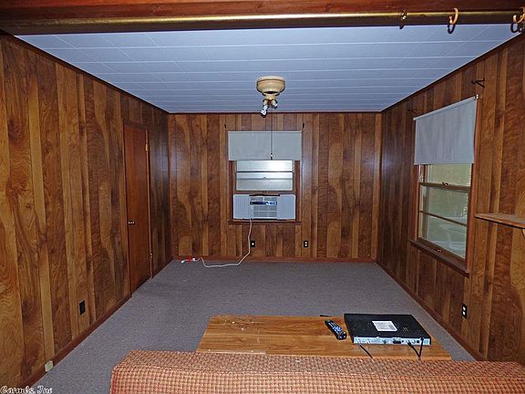 4th image of 8 Skyline Dr