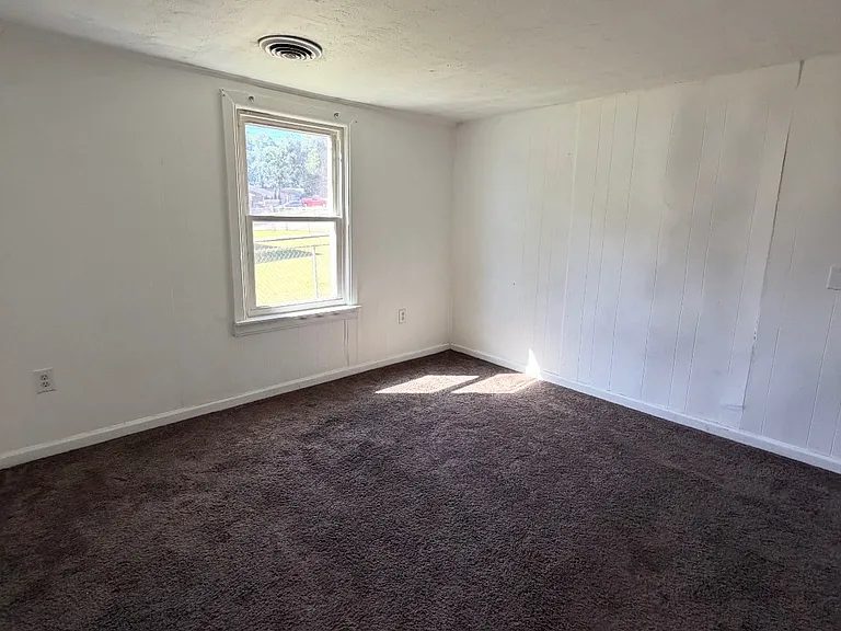122 N Summit Ave — Photo 10