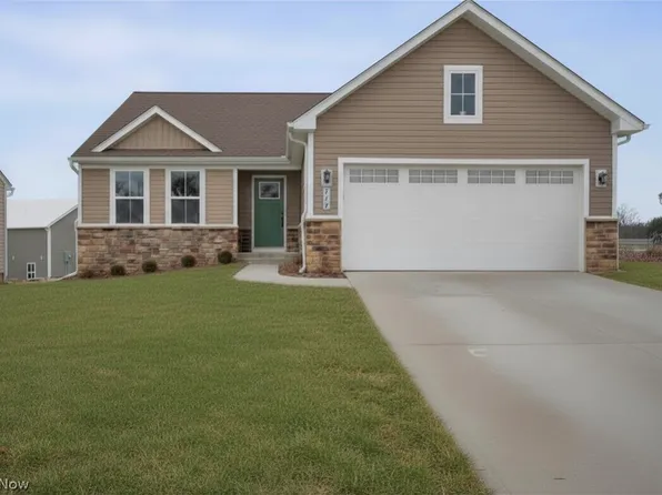 994 Bookman Ave, Akron, OH 44312