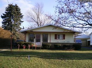 2578 Chestnut St, Girard, OH 44420