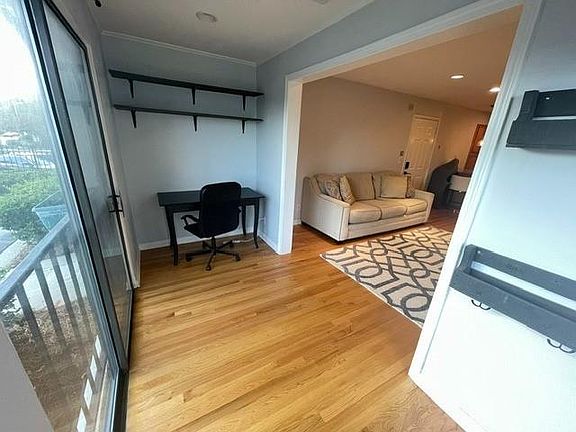 5th image of 2657 Lenox Rd NE APT 44-1