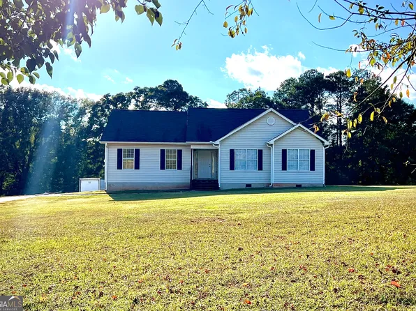 106 Horseshoe Bend Cir, Griffin, GA 30223