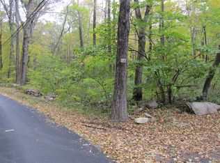 14 Whortleberry Rd, Redding, CT 06896