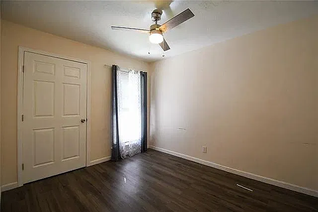 132 Southern Court - 1 — Photo 4