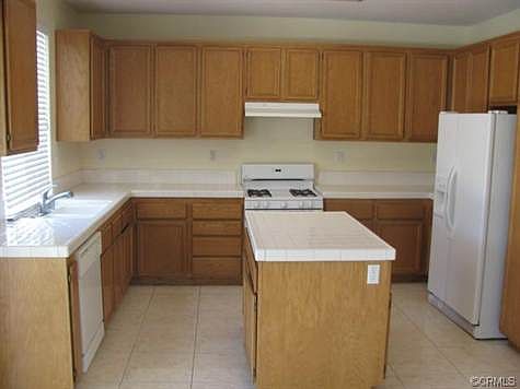 4th image of 30036 Manzanita Ct