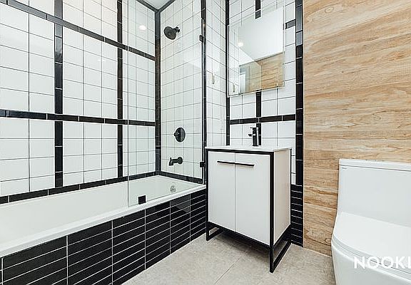 3rd image of 1014 Carroll St APT 2A