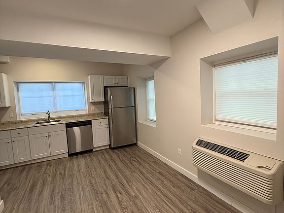 3rd image of 40 Summer St #101
