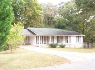 1558 York Dr, Canton, GA 30114