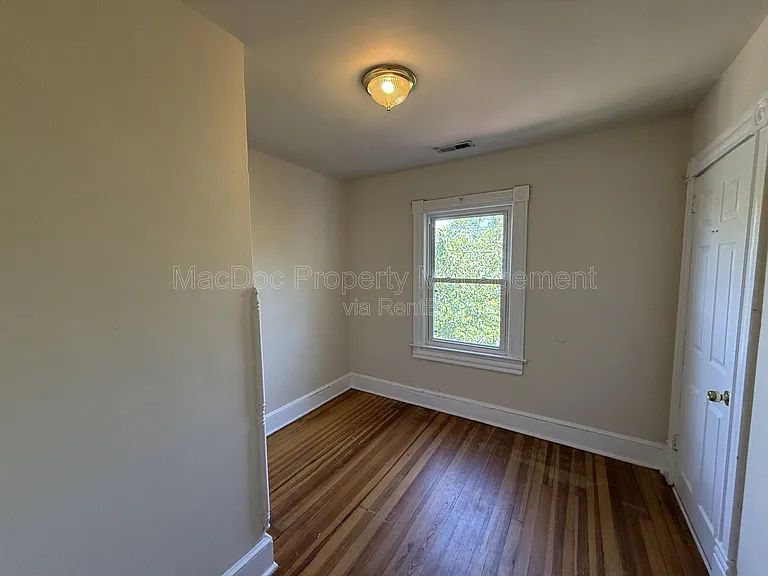 320 Wolfe St #A — Photo 7