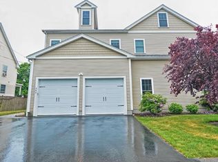343 Hunnewell St #343, Needham Heights, MA 02494